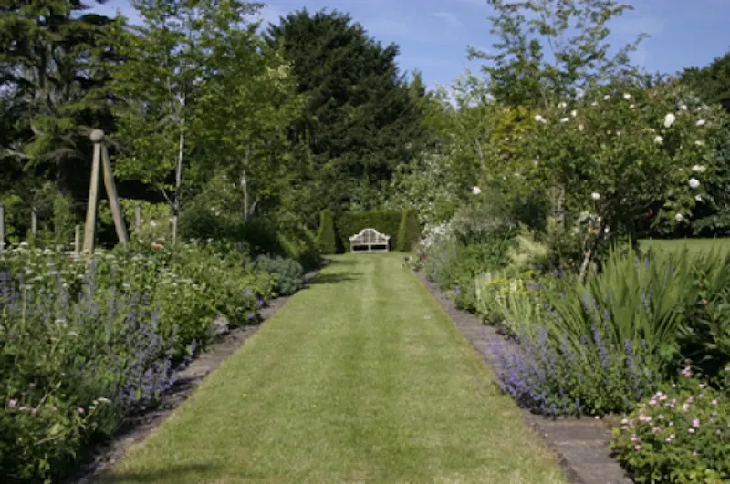 Garden at Cholderton manor house, B1441 (photo 24)