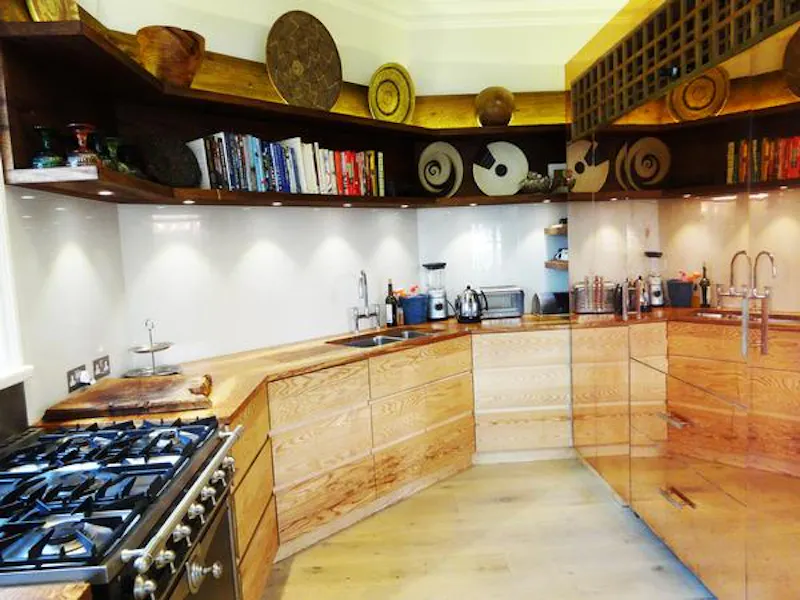 Contemporary Kew house, B1006 (photo 6)