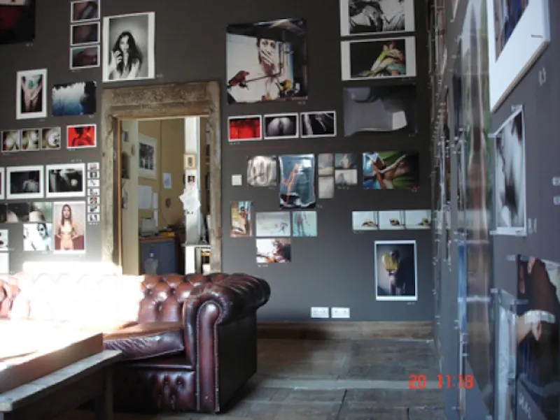 Living Room at Stoke Newington warehouse loft, P545 (photo 7)