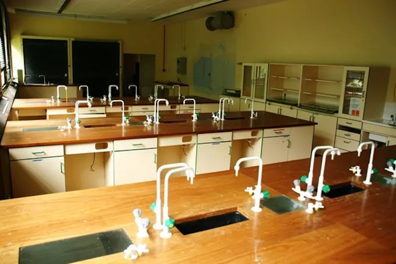 Laboratory at Sherwood Forest Estate, N174 (photo 21)