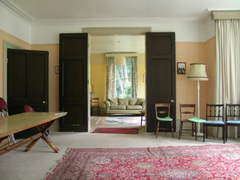 Living Room at Chiswick Victorian vicarage , B212 (photo 3)