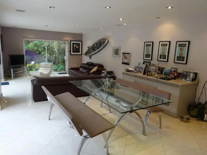 Floor - tiled at Luxury Kennington townhouse, A1017 (photo 39)