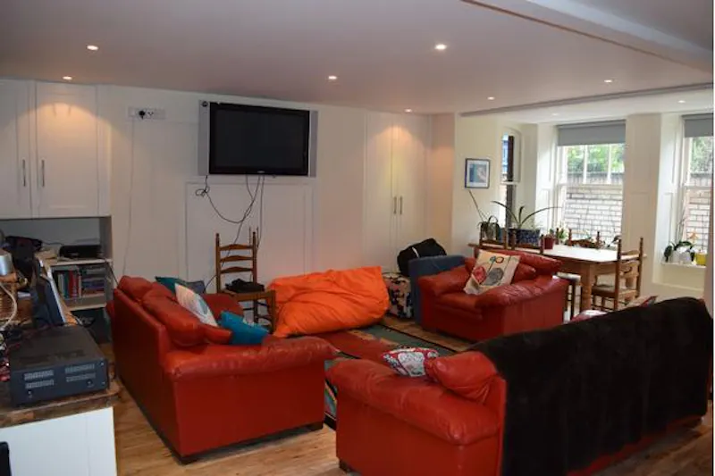 Living Room at Twickenham townhouse with pool, A980 (photo 12)