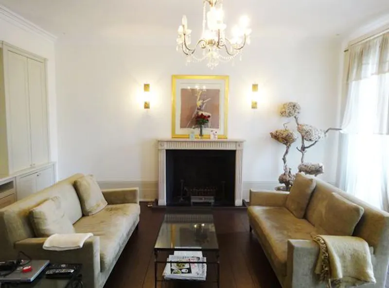 Living Room at Opulent Kew Green house, A793 (photo 16)