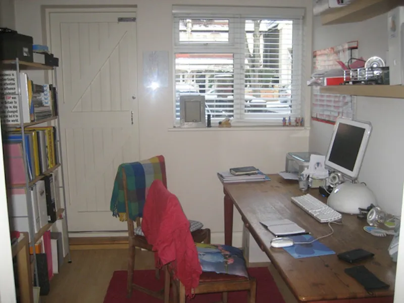 Study at East Sheen Edwardian house, B1281 (photo 6)