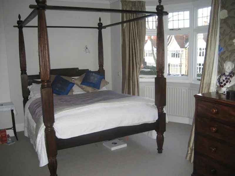 Bedroom at East Sheen Edwardian house, B1281 (photo 16)