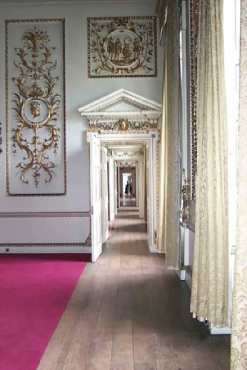 Stately home near Rotherham, A821 (photo 5)