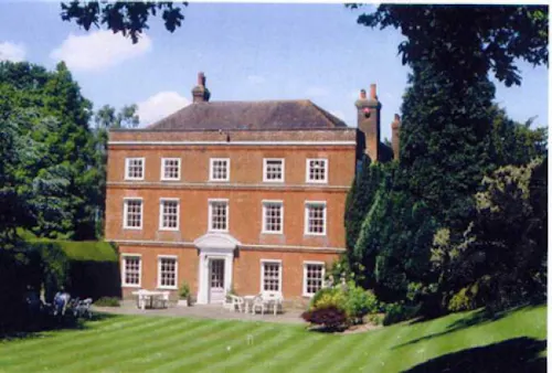 Georgian Tonbridge mansion, A1067
