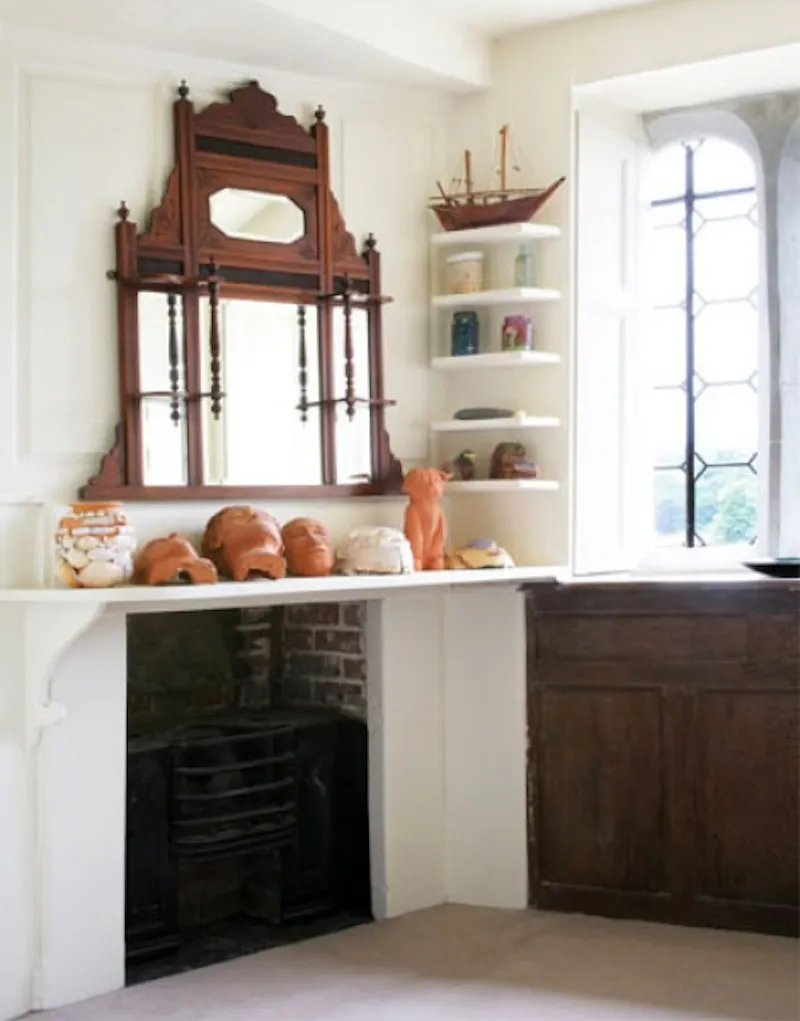 Guildford Elizabethan manor, M17 (photo 32)