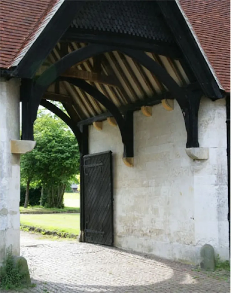 Guildford Elizabethan manor, M17 (photo 36)