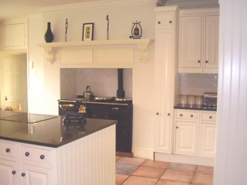 Aga at Portsmouth manor house, A1165 (photo 8)