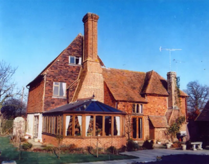 Sissinghurst gate house, L430 (photo 1)
