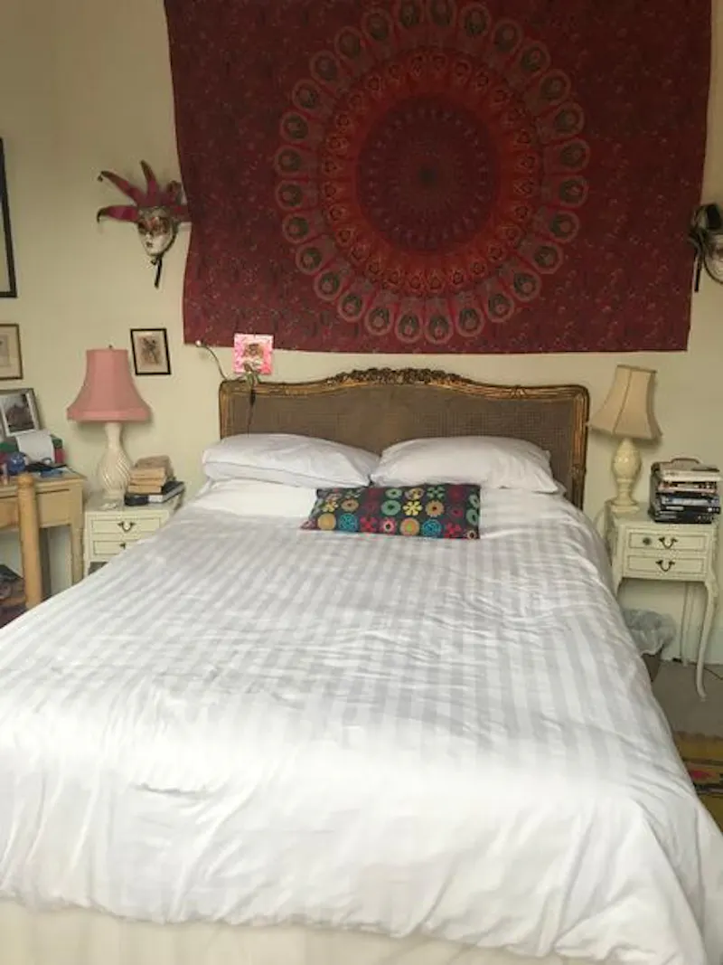 Bedroom at Georgian country house in Holt, A1161 (photo 11)