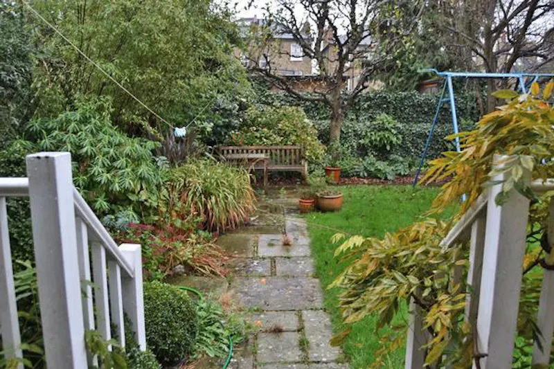 Film location B569 in London (photo 22)