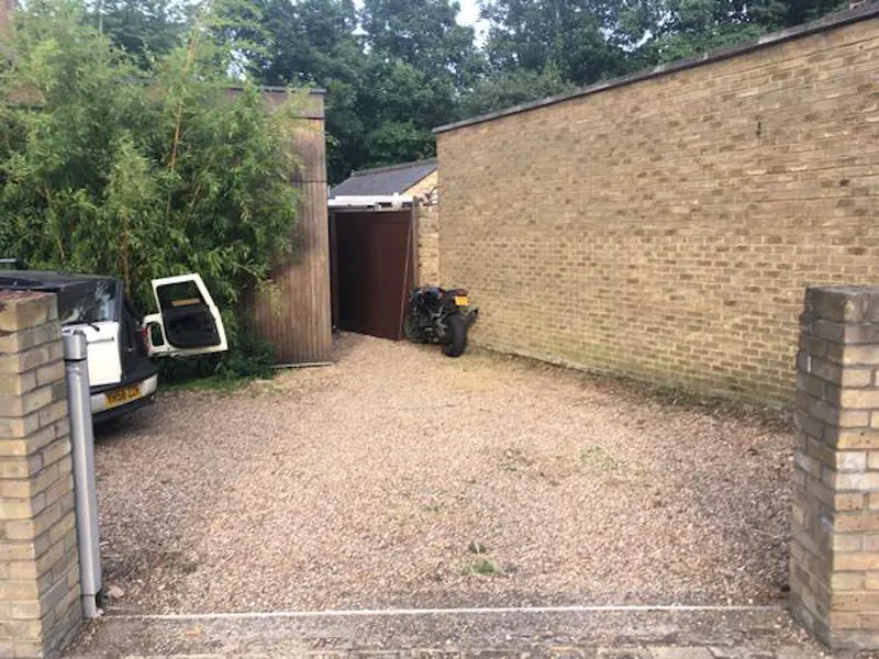 Driveway at Experimental Peckham house, K268 (photo 32)