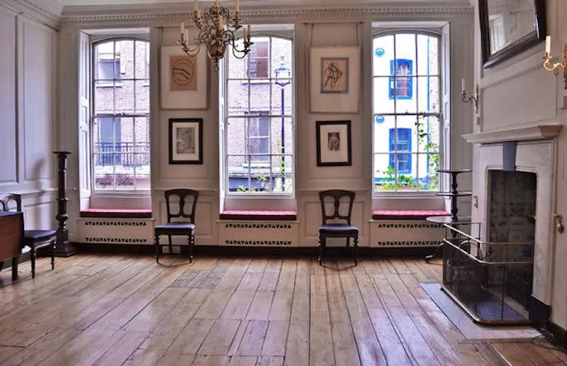 Drawing room at Authentic Soho townhouse , A590 (photo 3)