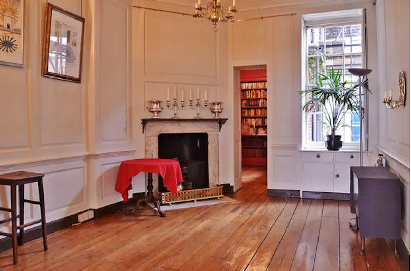 Fireplace at Authentic Soho townhouse , A590 (photo 8)
