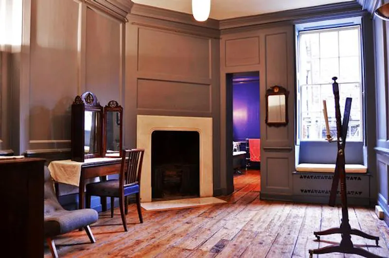 Fireplace at Authentic Soho townhouse , A590 (photo 18)