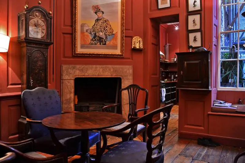 Living Room at Authentic Soho townhouse , A590 (photo 29)