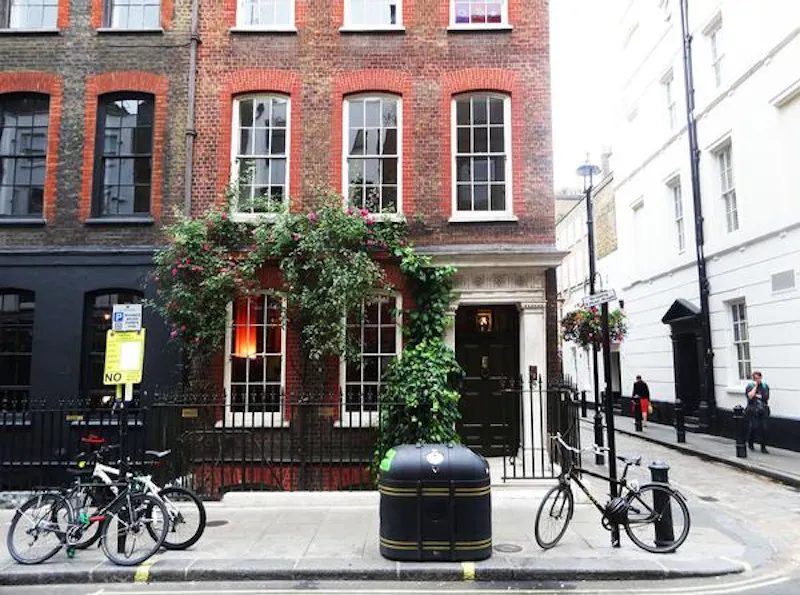 Authentic Soho townhouse , A590 (photo 46)