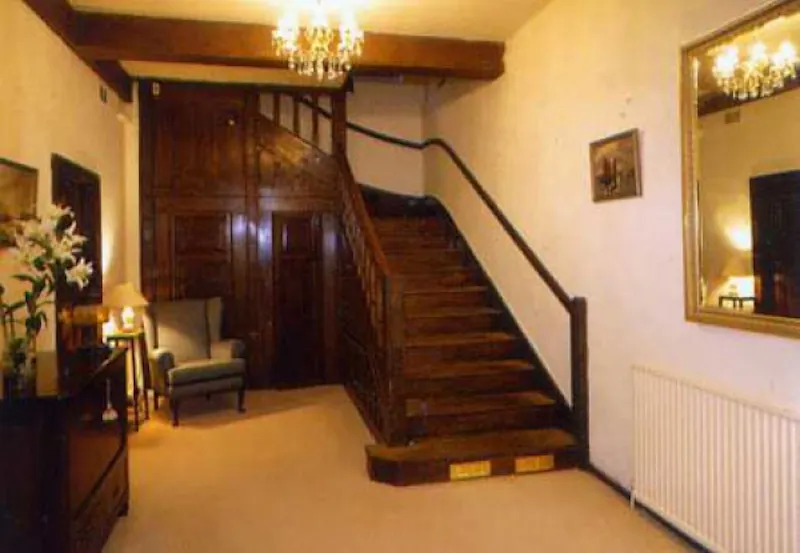 Staircase at Tudor style house in Beaconsfield, B1328 (photo 5)