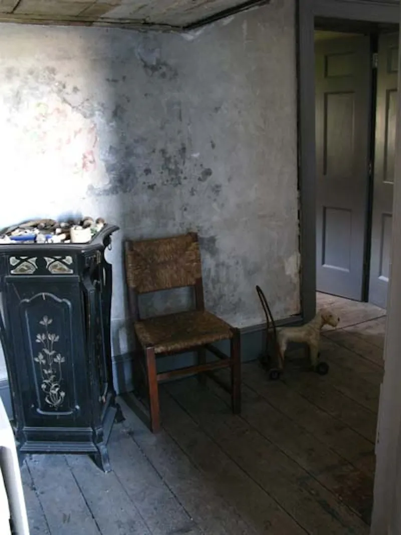 Eclectic Deptford house , A631 (photo 38)