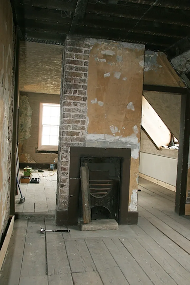 Eclectic Deptford house , A631 (photo 50)