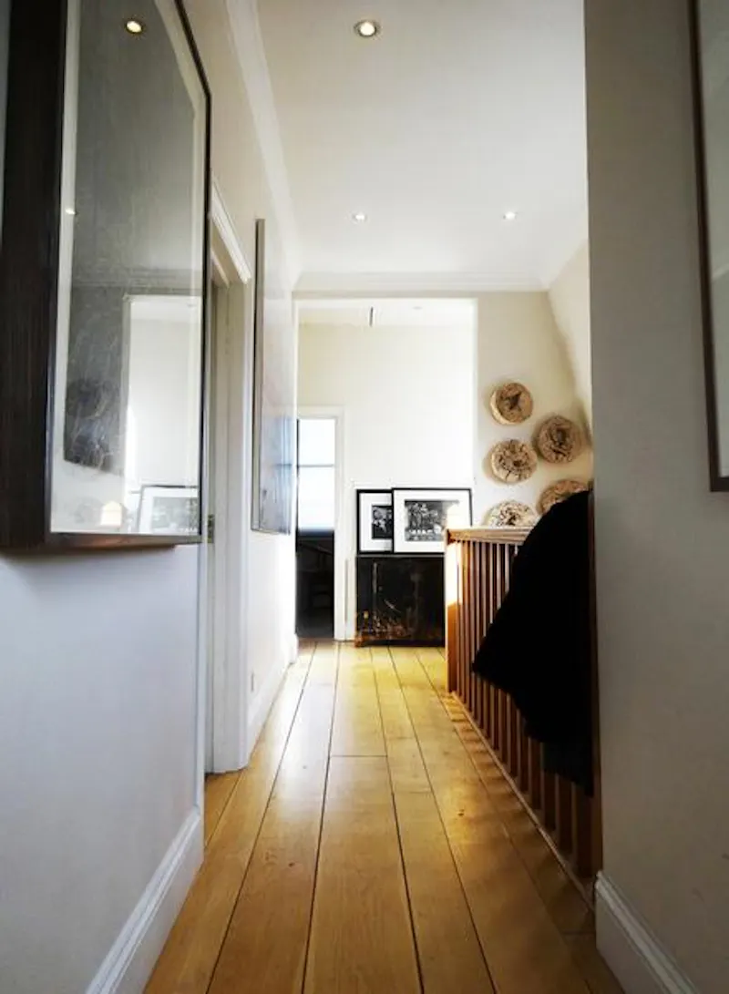 Contemporary Kew house, B1006 (photo 37)