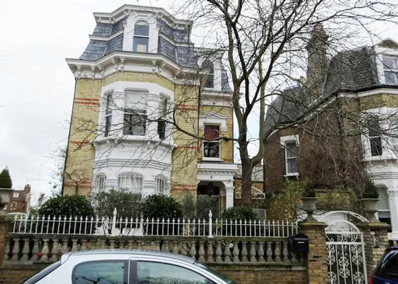 Contemporary Kew house, B1006 (photo 44)