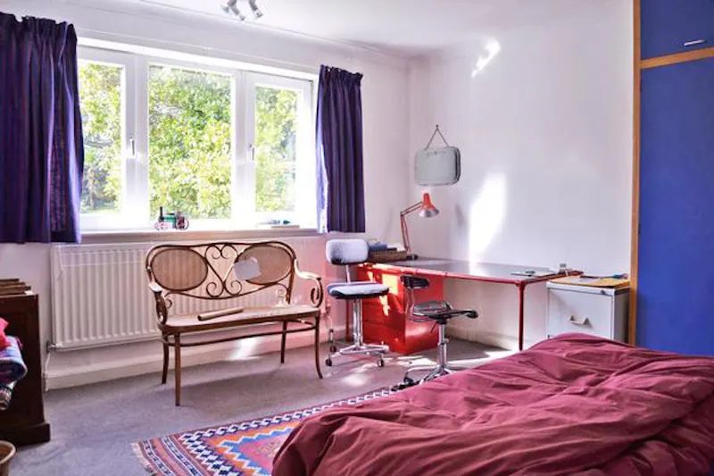 Bedroom at Art Deco Wimbledon house, D1341 (photo 30)