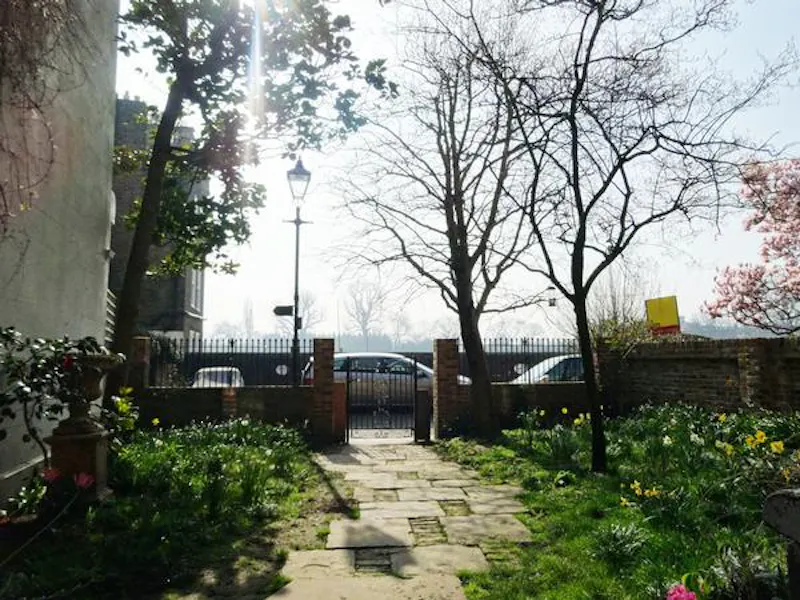 Georgian riverside house , B1302 (photo 57)