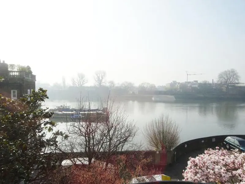 Views - Thames at Georgian riverside house , B1302 (photo 59)