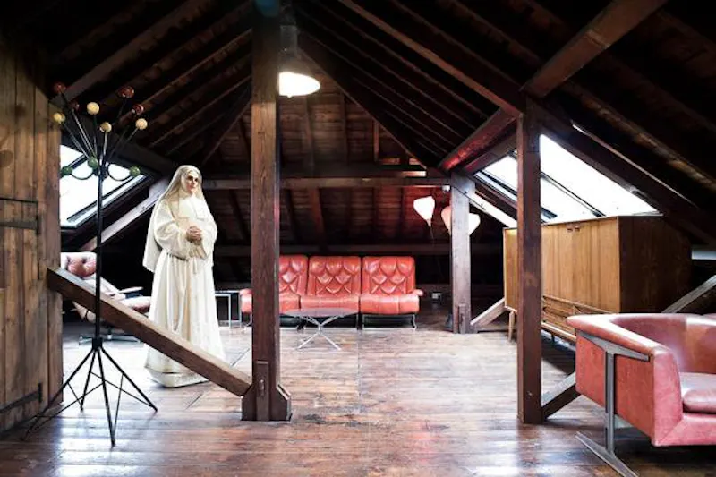 Attic at Stoke Newington warehouse, F832 (photo 2)