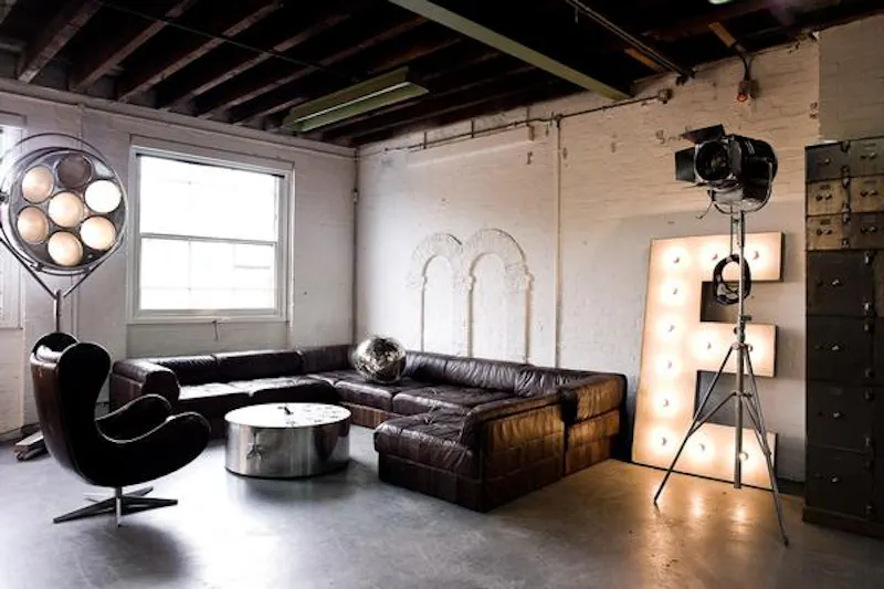 Living Room at Stoke Newington warehouse, F832 (photo 13)