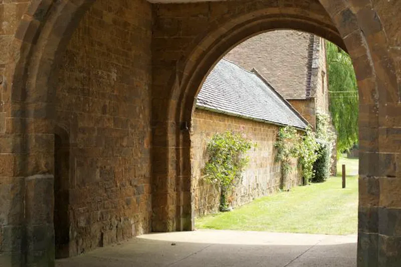Grand estate in Northampton, A1117 (photo 40)
