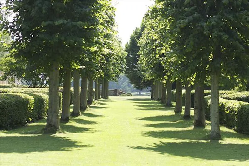 Grand estate in Northampton, A1117 (photo 49)
