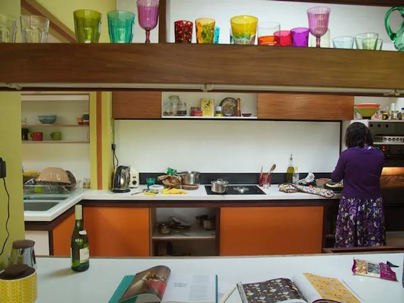 Kitchen at Mid-century gem in Farnham, D1888 (photo 10)