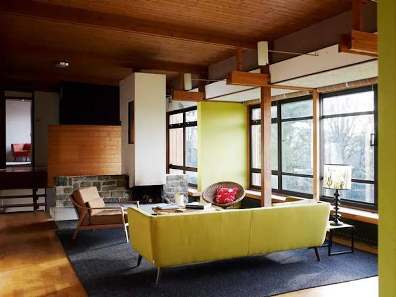 Mid-century gem in Farnham, D1888 (photo 24)