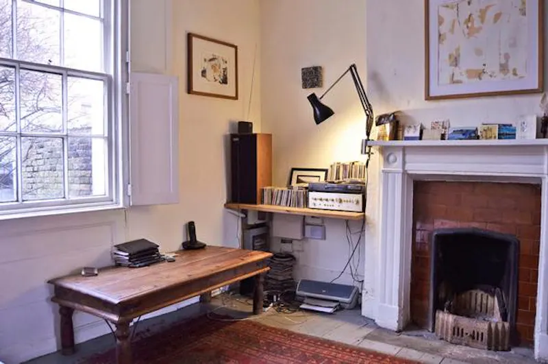 Unmodernised Stockwell House, A1153 (photo 8)