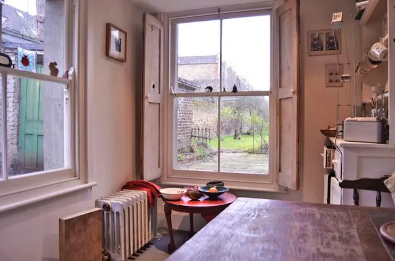Unmodernised Stockwell House, A1153 (photo 13)