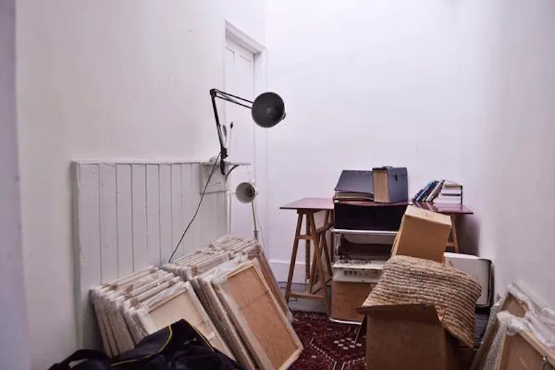Unmodernised Stockwell House, A1153 (photo 17)