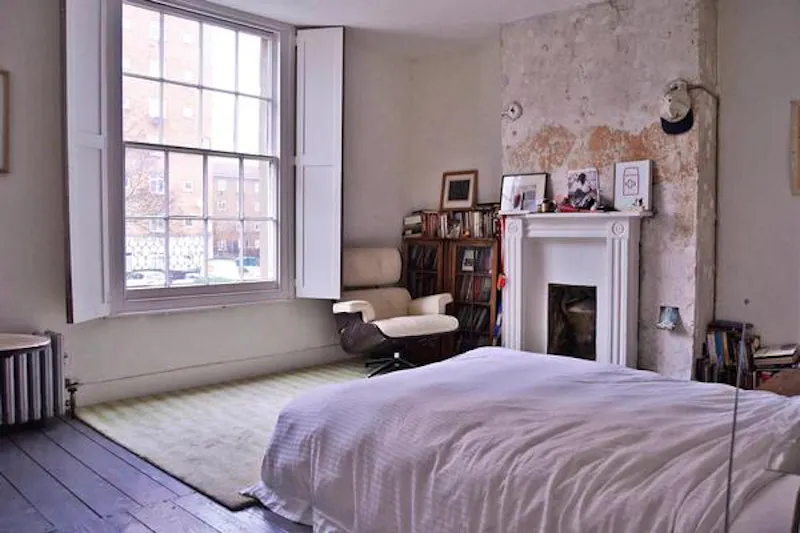 Bedroom at Unmodernised Stockwell House, A1153 (photo 18)