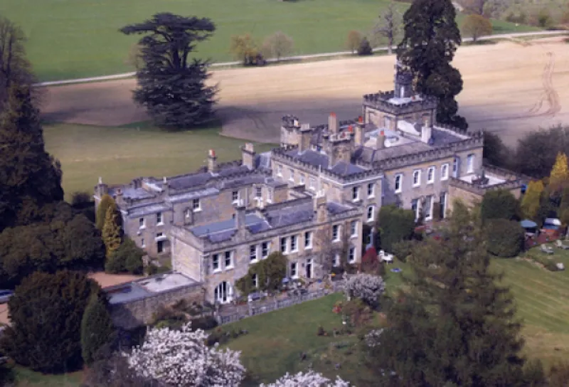 Wing of Grade II Horsham estate, A1172 (photo 3)