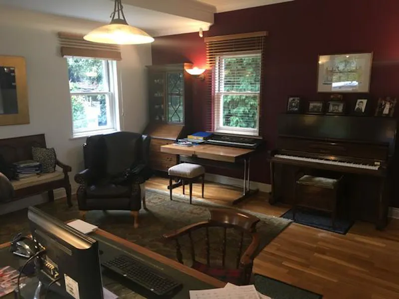 Piano at Riverside Cookham house, D1835 (photo 13)