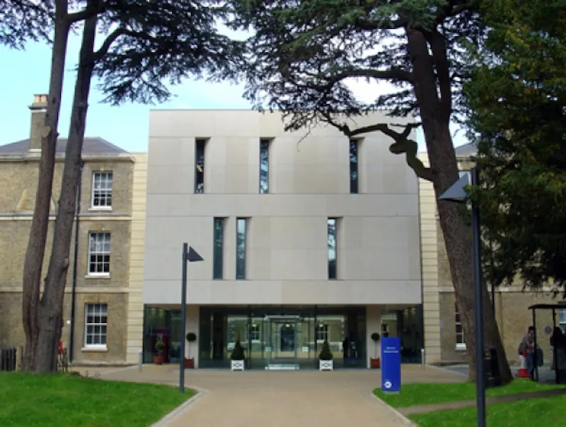 Roehampton Palladian university, P558 (photo 3)