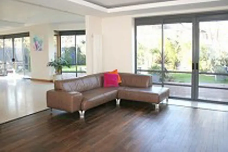 Modern Finchley family home, K262 (photo 3)
