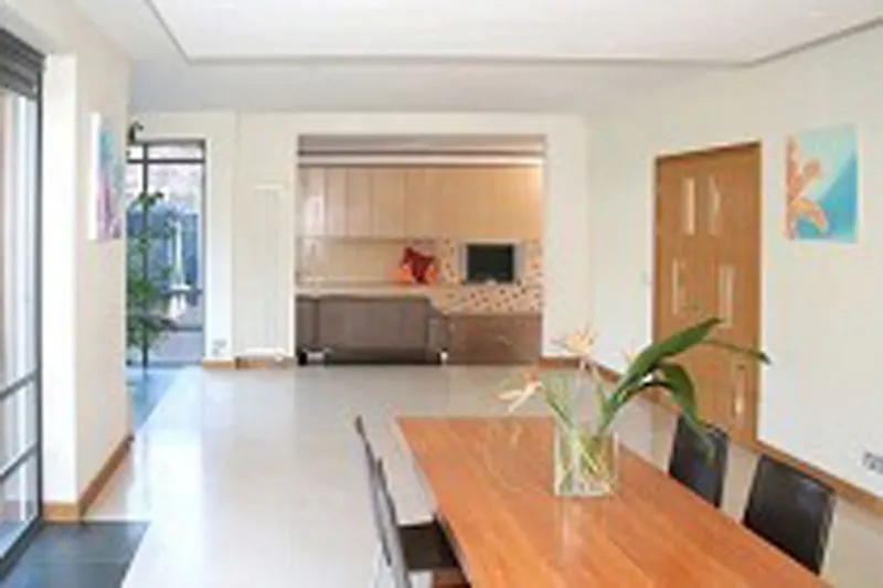 Dining room at Modern Finchley family home, K262 (photo 5)