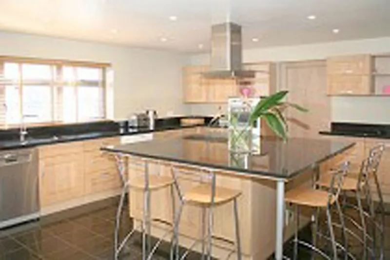 Kitchen at Modern Finchley family home, K262 (photo 8)