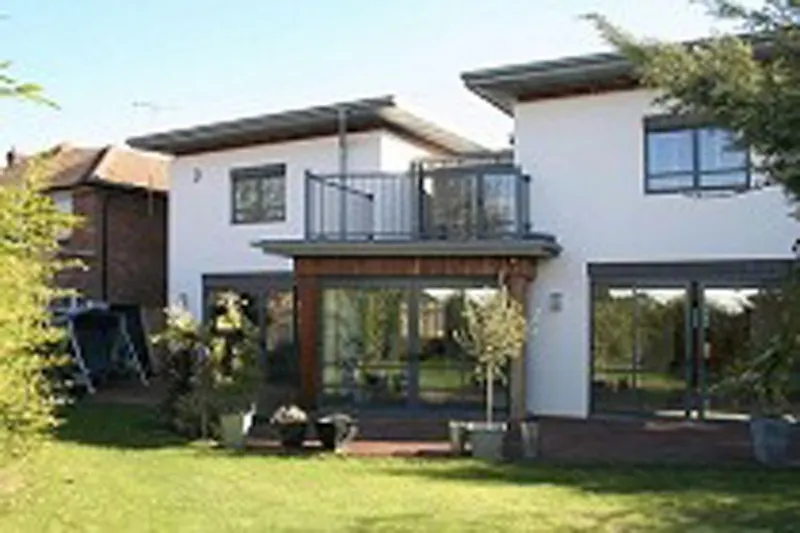 Garden at Modern Finchley family home, K262 (photo 15)