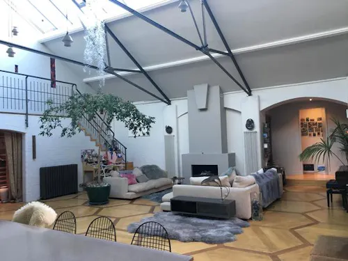 Colourful Kennington apartment, F816